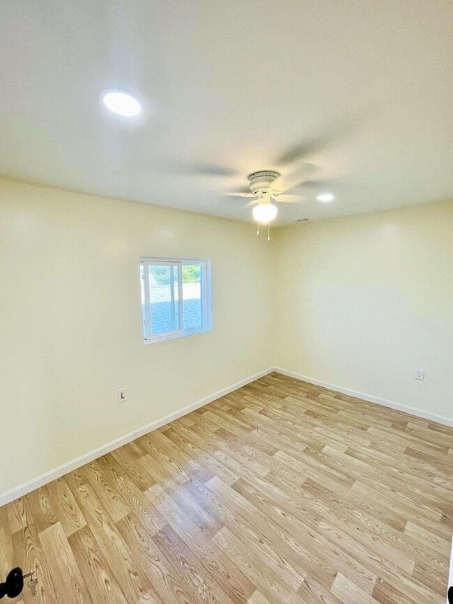 Foto del edificio - 2621 Edwin St