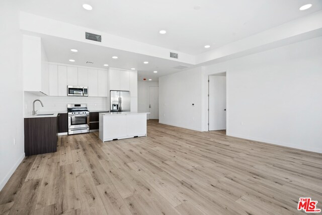 Building Photo - 4707 Fulton Ave