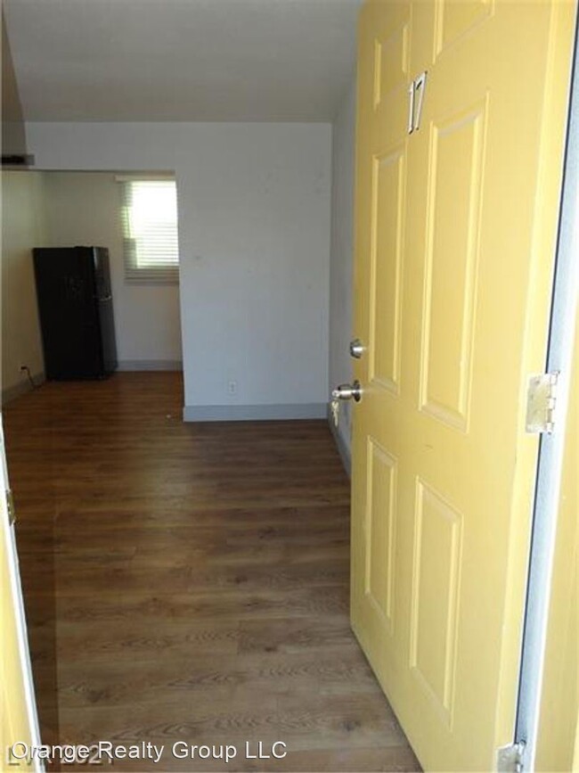 Building Photo - Studio, 1 bath House - 311 N 16th St #17