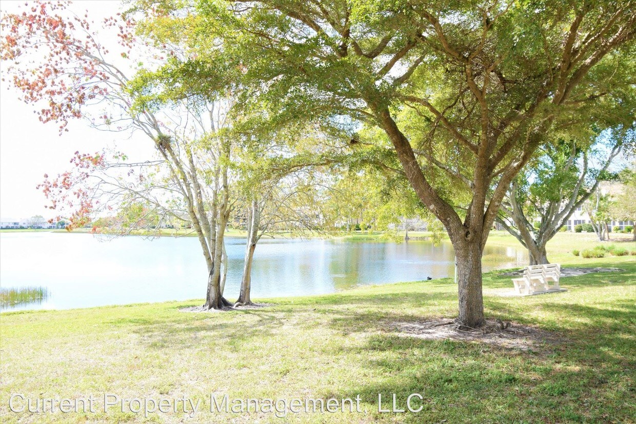 1702 Kings Lake Blvd # 103, Naples, FL 34112 - Condos in Kings Lake Naples  Florida, image size:1240x827