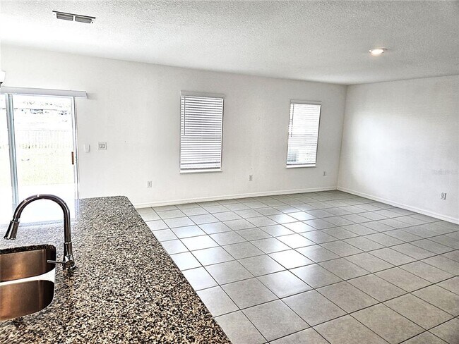 Building Photo - 4519 Birdsong Dr