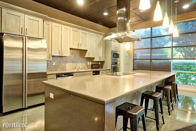 Building Photo - 935 Garden Park Dr