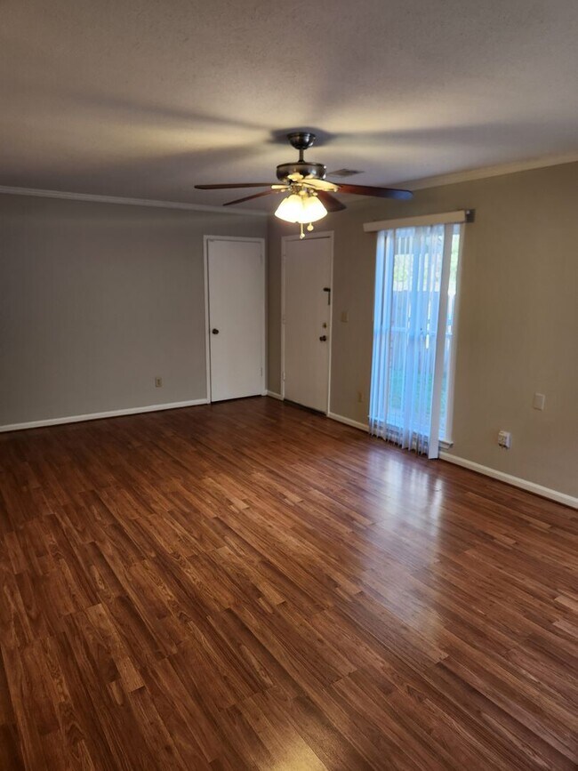 Foto del edificio - 33A / 33B  IL Rental