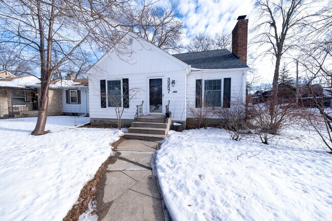 Foto del edificio - 3957 Ewing Ave S