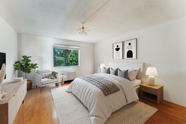 Foto del edificio - 1150 River Rd