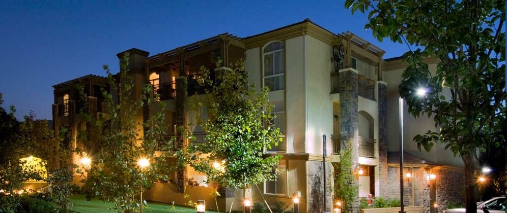 Avalon Thousand Oaks Plaza Apartments Ca Primary Photo Avalon Thousand Oaks Plaza