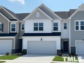 Building Photo - 2407 Chert Ln