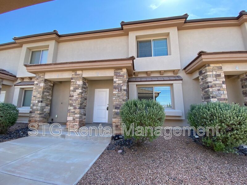 Foto principal - 1664 N Dixie Downs Rd