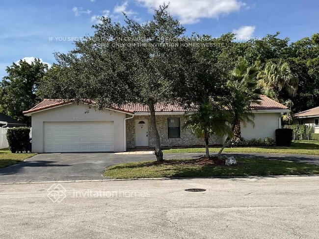 Building Photo - 4430 NW 106th Ave