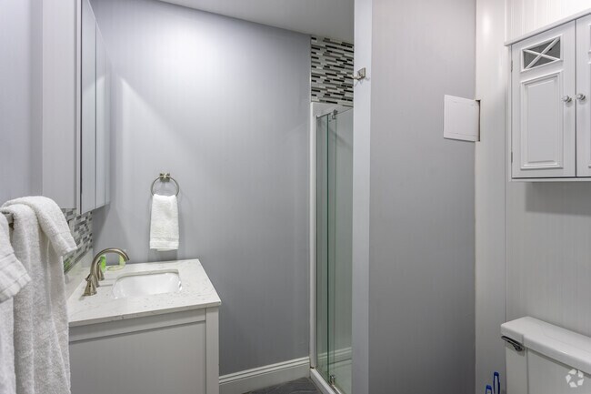 2HAB, 1.5BA - The 797 Building