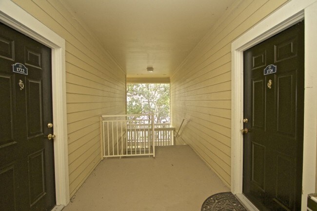 Foto del edificio - 1600 Long Grove Dr