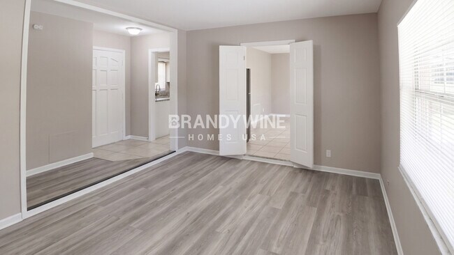 Foto del edificio - 1024 Hallwood Loop