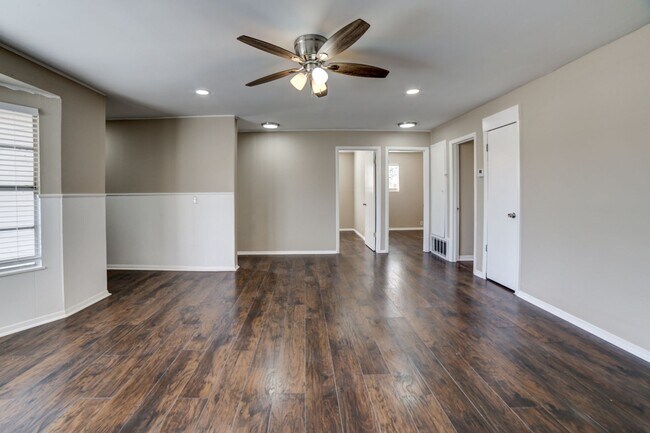 Building Photo - Updated 3 Bedroom 1 Bath Sapulpa!