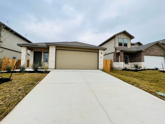 Building Photo - Realtor/Advisor