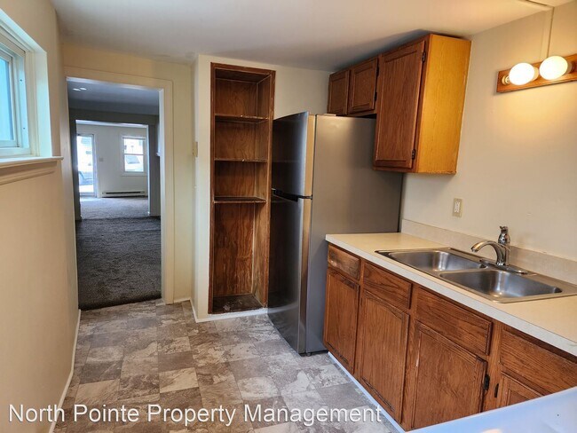 Building Photo - 3 br, 1 bath House - 230 Lawrence St.