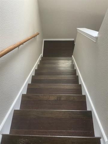 Foto del edificio - 850 Warbler Ln