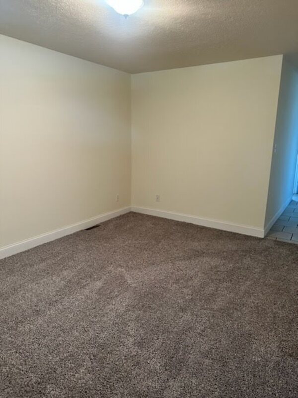 Foto del edificio - 414 W 9th Ave