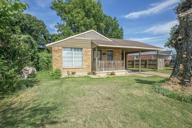 Photo - 1024 Mendenhall Cv., House