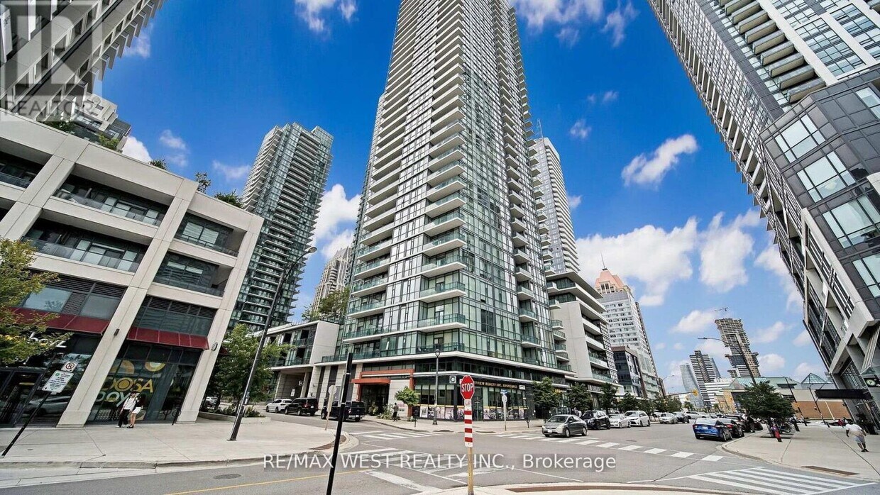 Photo principale - 1607-4065 BRICKSTONE Mews