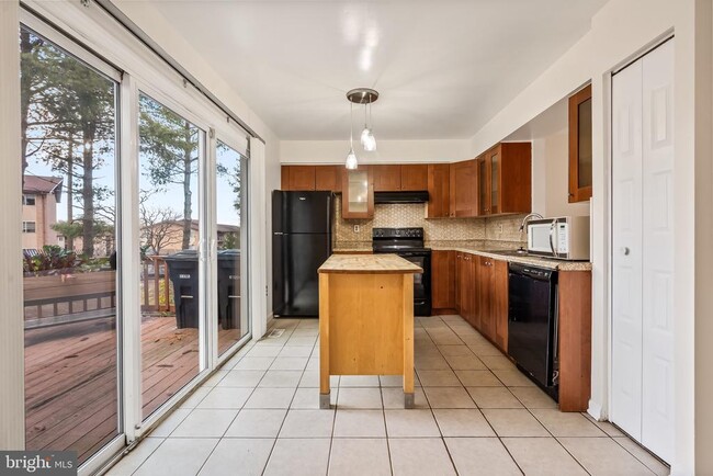 Foto del edificio - 3314 Major Denton Dr