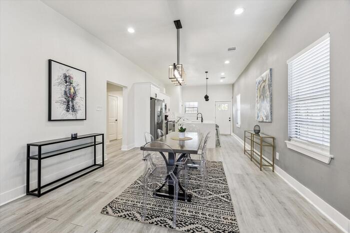 Foto del edificio - 2302 Sumpter St