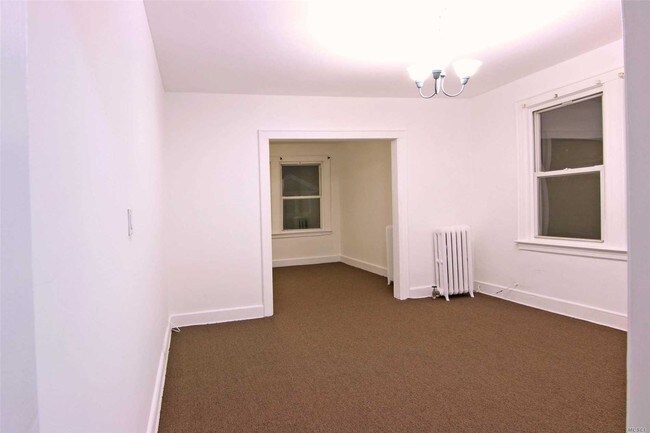 Building Photo - 5823 58th Ave