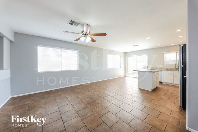 Foto del edificio - 17443 N 28th Ave