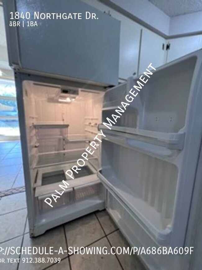 Foto del edificio - Price Drop! - 3 Bedroom Home for Rent plus...