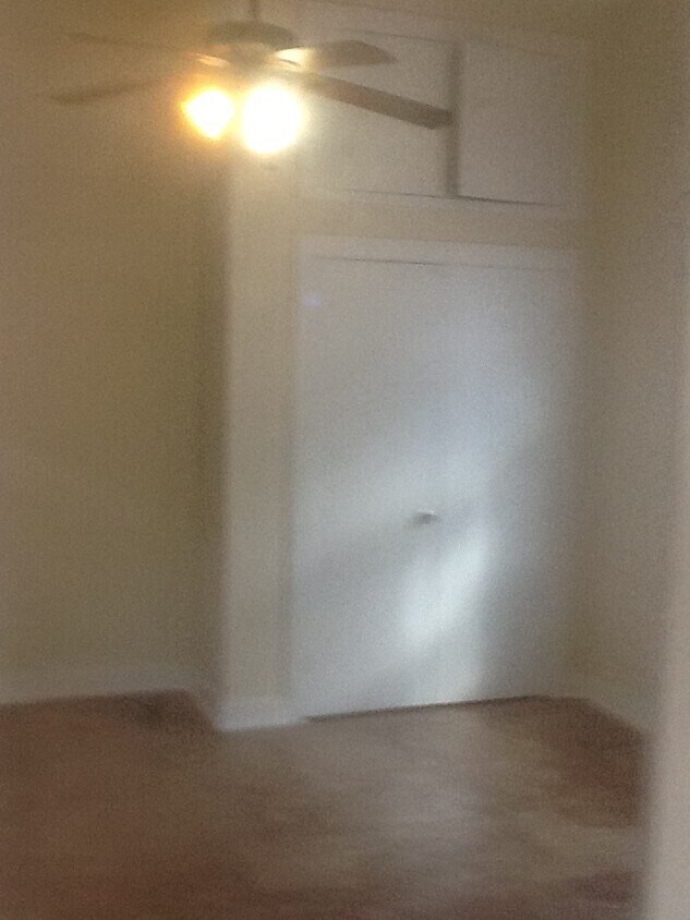 Primary Photo - 1616 Monroe St