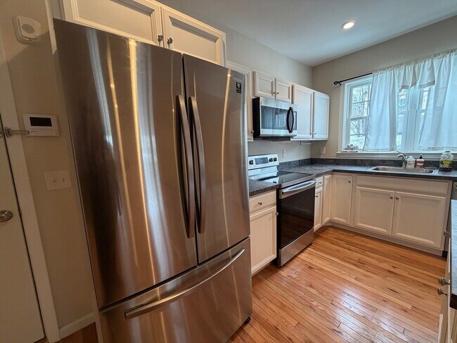 Foto del edificio - 160 Summer St