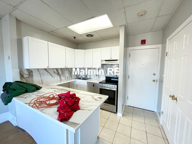 Foto del edificio - 879 Beacon St