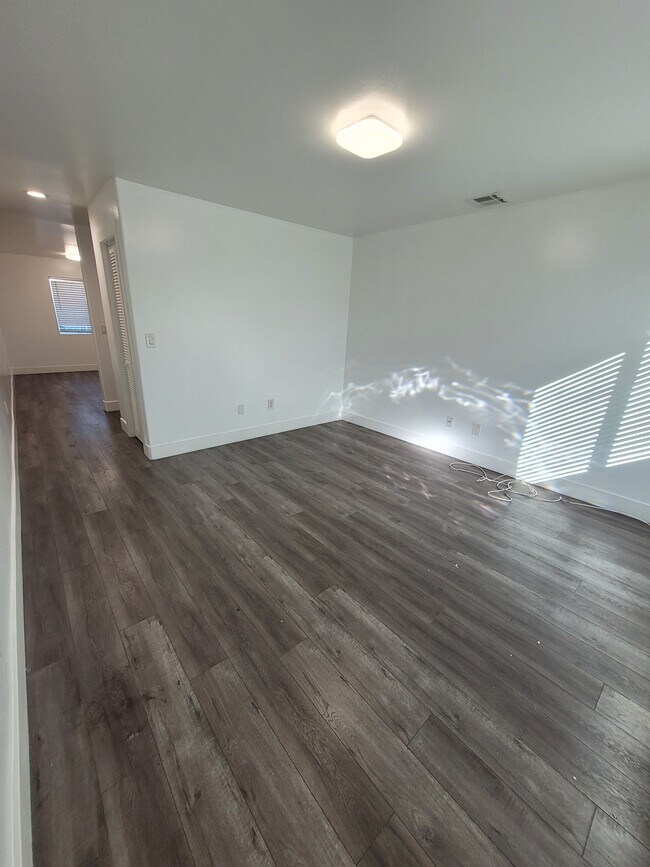 25207 Frampton Ave, Harbor City, CA 90710 Townhome Rentals in Harbor