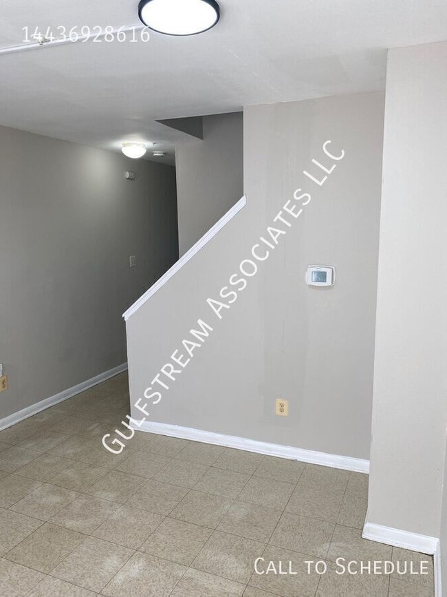 Building Photo - 1716 Riggs Ave