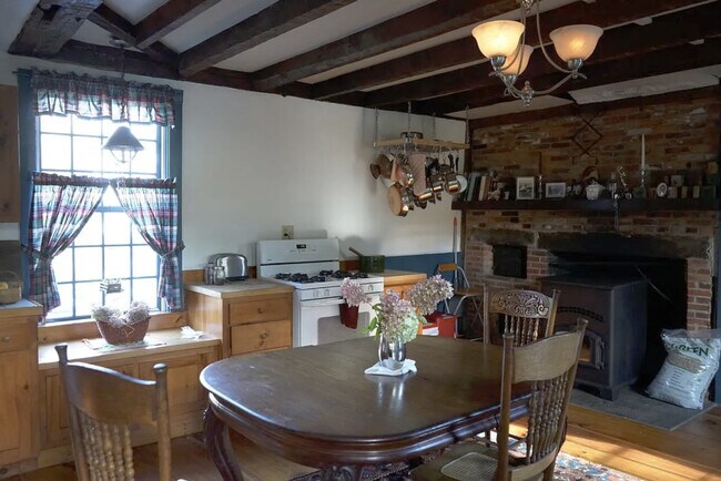 Foto del edificio - 2 Ashuelot Main St