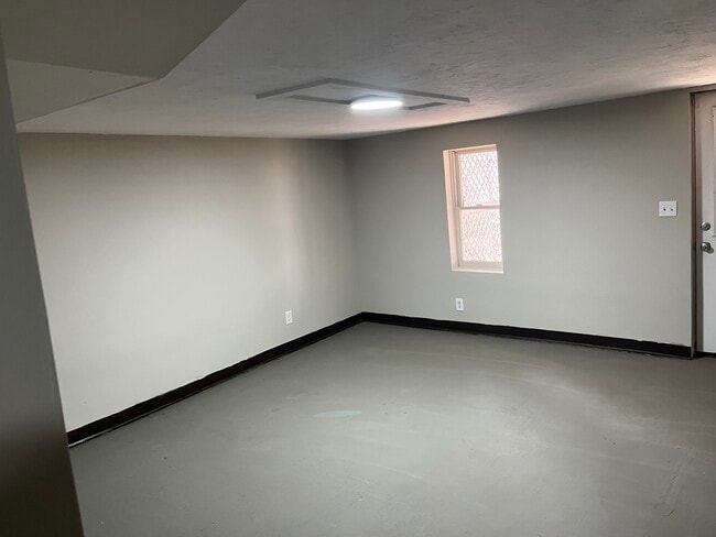 Sala de estar - 3617 Sharon Ave