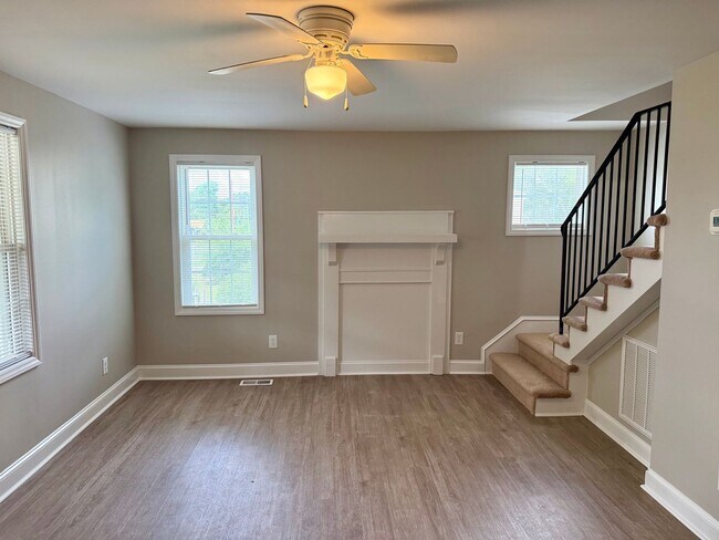 Foto del edificio - Three bedroom, 2.5 bath house in Graham