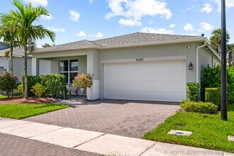 Building Photo - 11629 SW Lyra Dr.