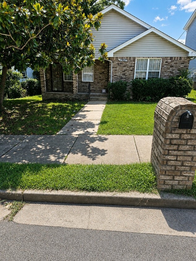 Photo - 1707 Nassau St (Nashville, TN)