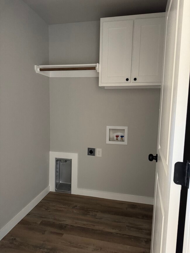 Foto del edificio - 325 Tombstone Rd