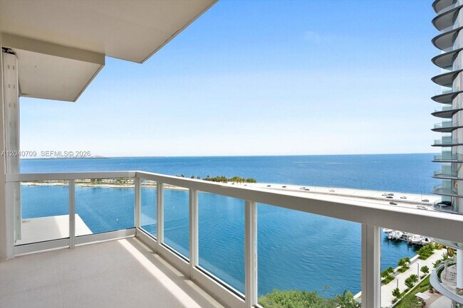 Building Photo - 2451 Brickell Ave
