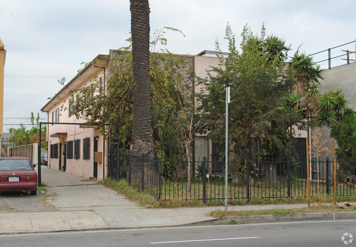 Primary Photo - 1617 Arlington Ave