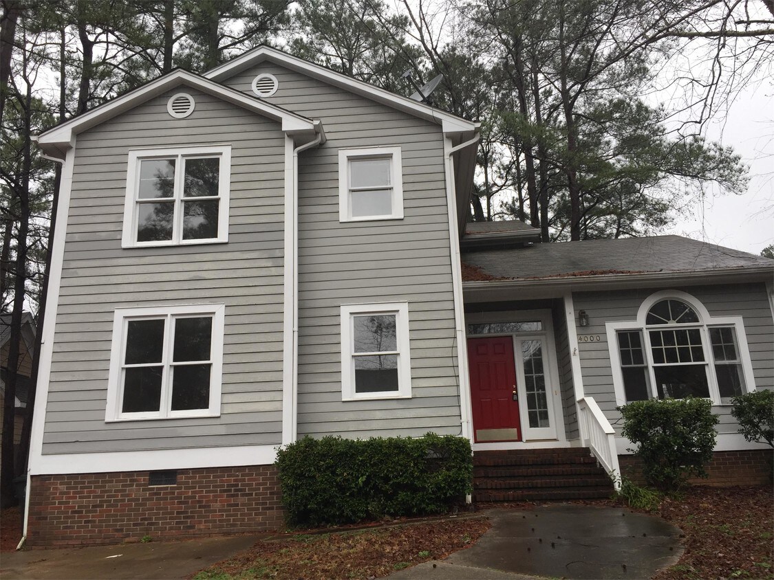 Foto principal - 4000 Blue Water Ct