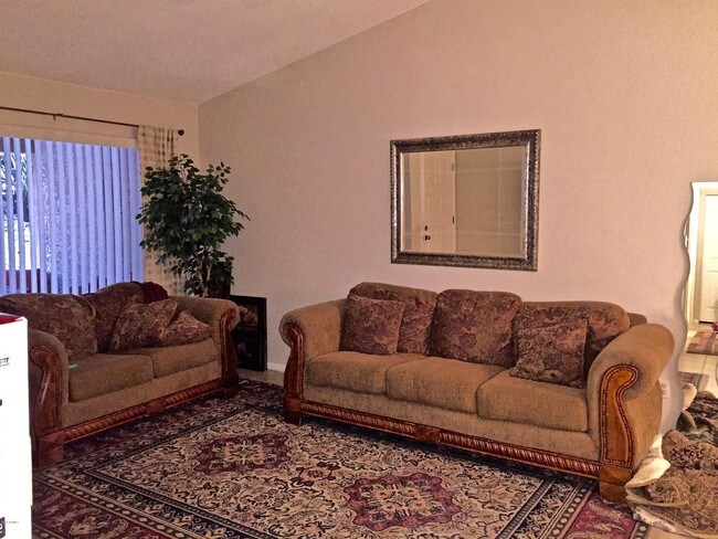 Foto del edificio - 13636 N Hamilton Dr