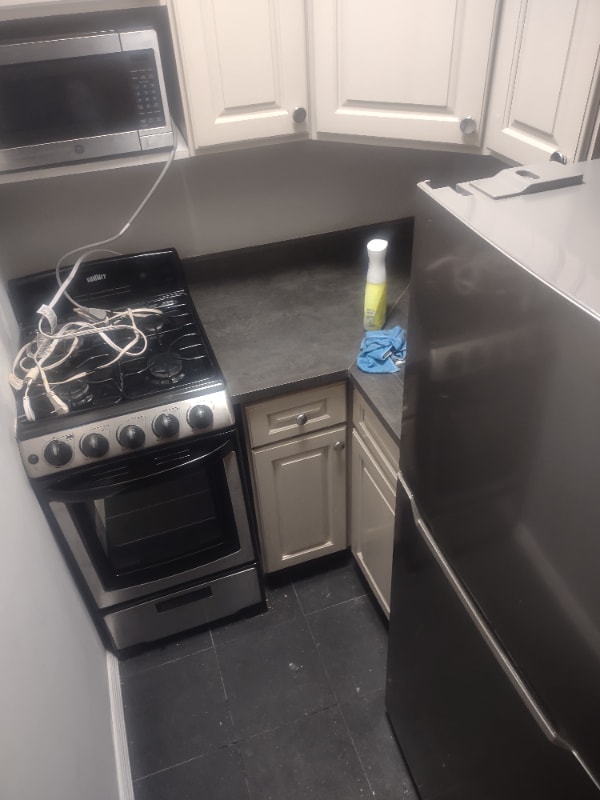 Photo - E. 58th St, 2nd Ave Apartment