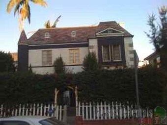 Foto principal - 140 N Swall Dr