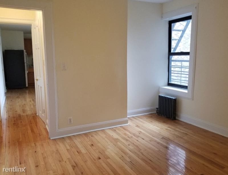 Building Photo - 1 br, 1 bath Apartment - 905 Mclean Ave