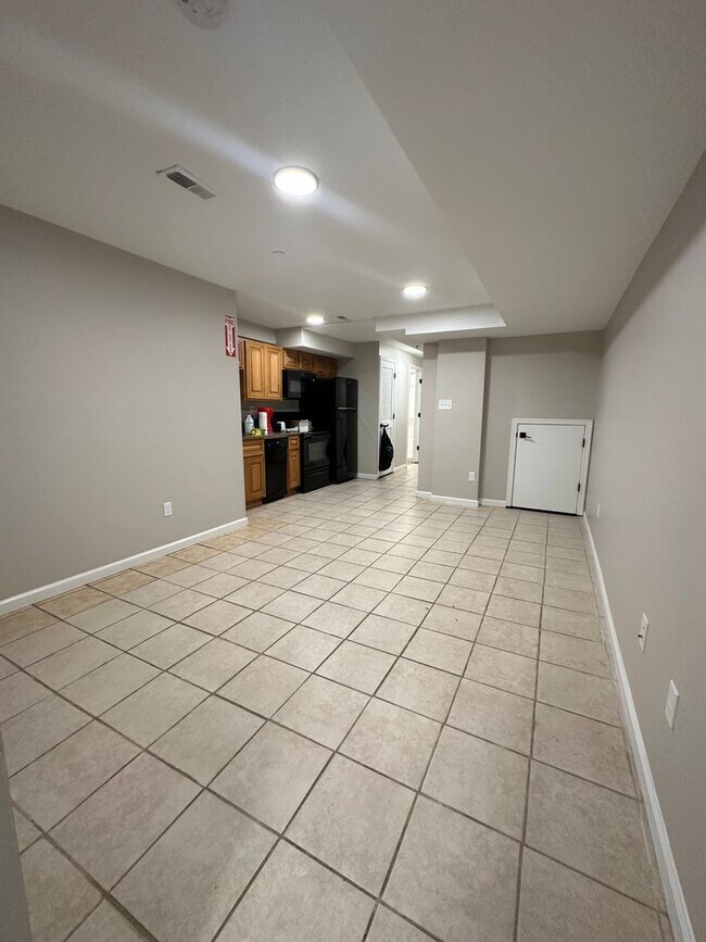 Foto del edificio - 1816 Cecil B Moore Ave