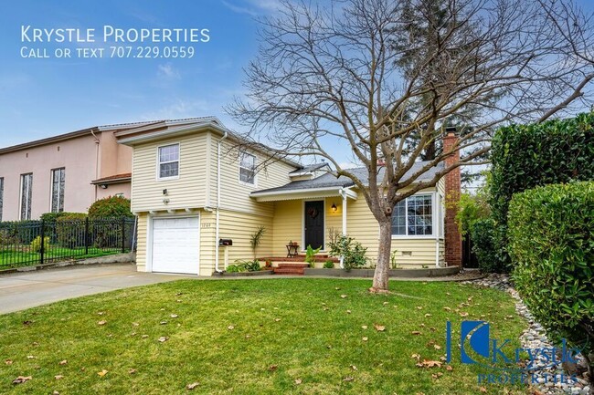 Building Photo - Beautiful Vallejo Home For RENT! 3 BD, 2.5...