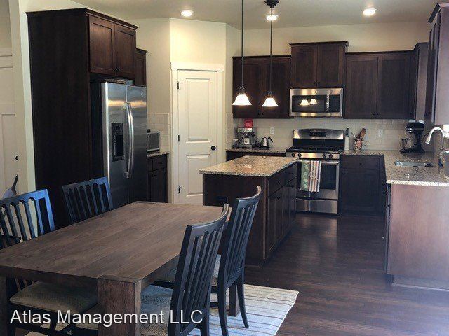 Building Photo - 4 br, 2.5 bath House - 8770 SW Vale Ct