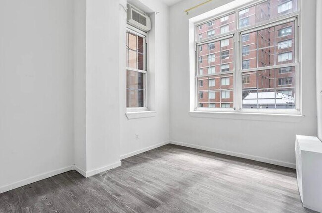 Building Photo - 2 bedroom in New York NY 10038